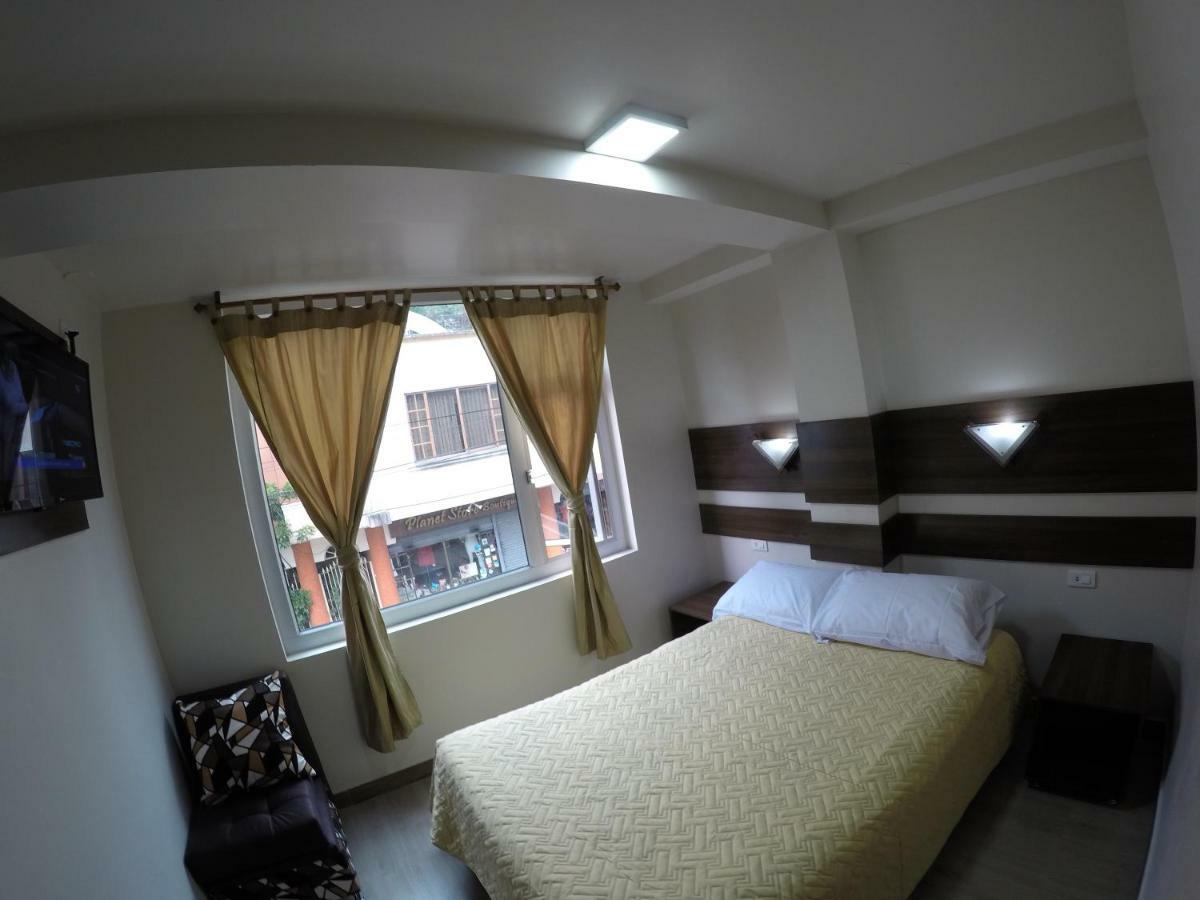 Hotel La Cumbre بانيوس المظهر الخارجي الصورة